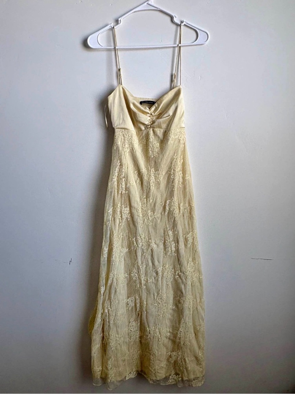Abercrombie & Fitch Lace butter yellow dress!! - Picture 2 of 3